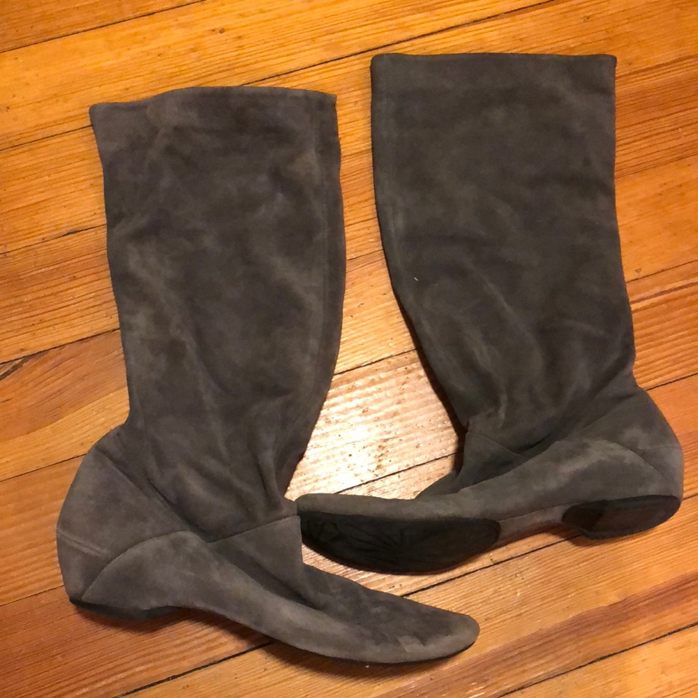 Grey suede slouchy boots